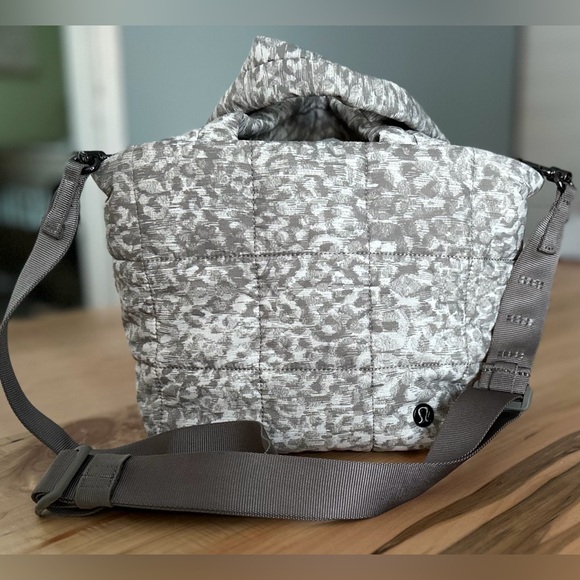 golf bag rain cover EPIC Weather Protector (E40FX) The Top 5 Best rain or shine Brand:Loungefly Option:Shaved Skin